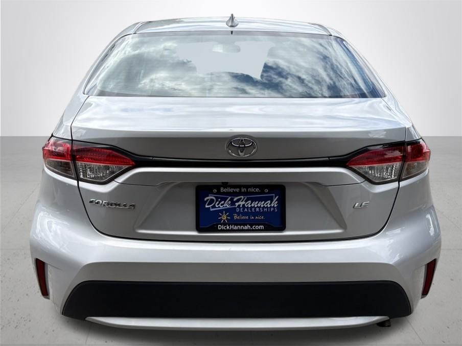 2022 Toyota Corolla LE photo 8