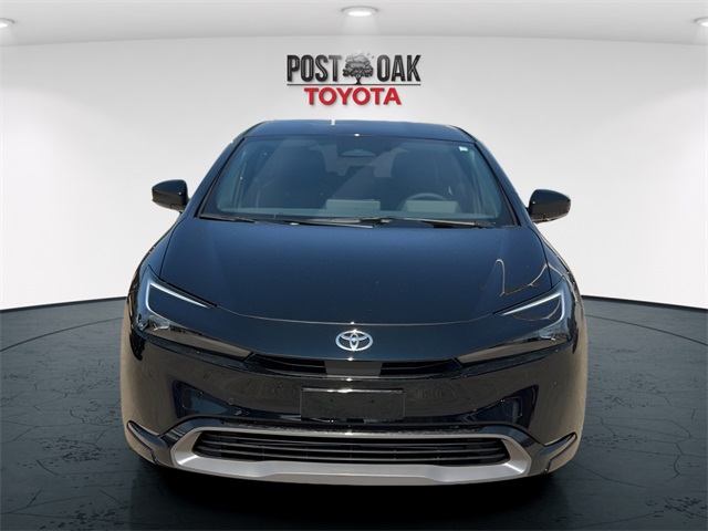 2026 Toyota Prius XLE photo 3
