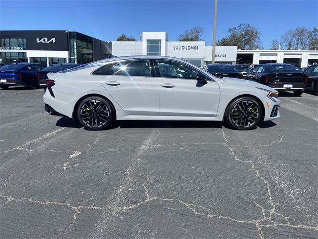 2026 Kia K5 GT photo 2