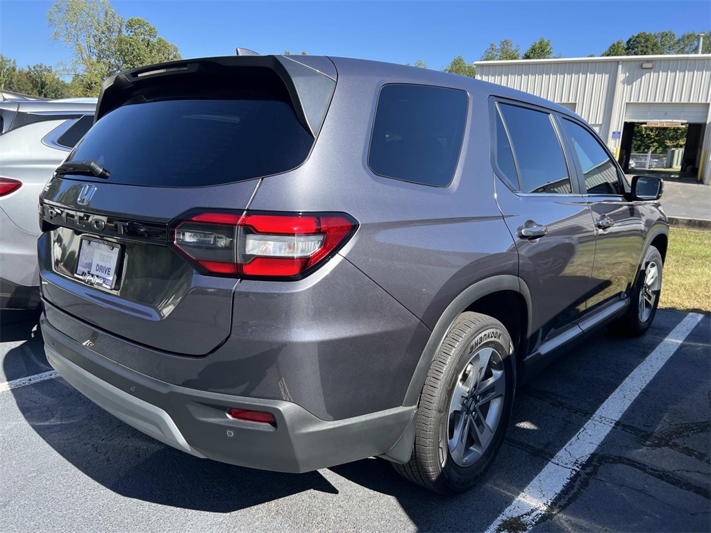 2024 Honda Pilot EX-L photo 2