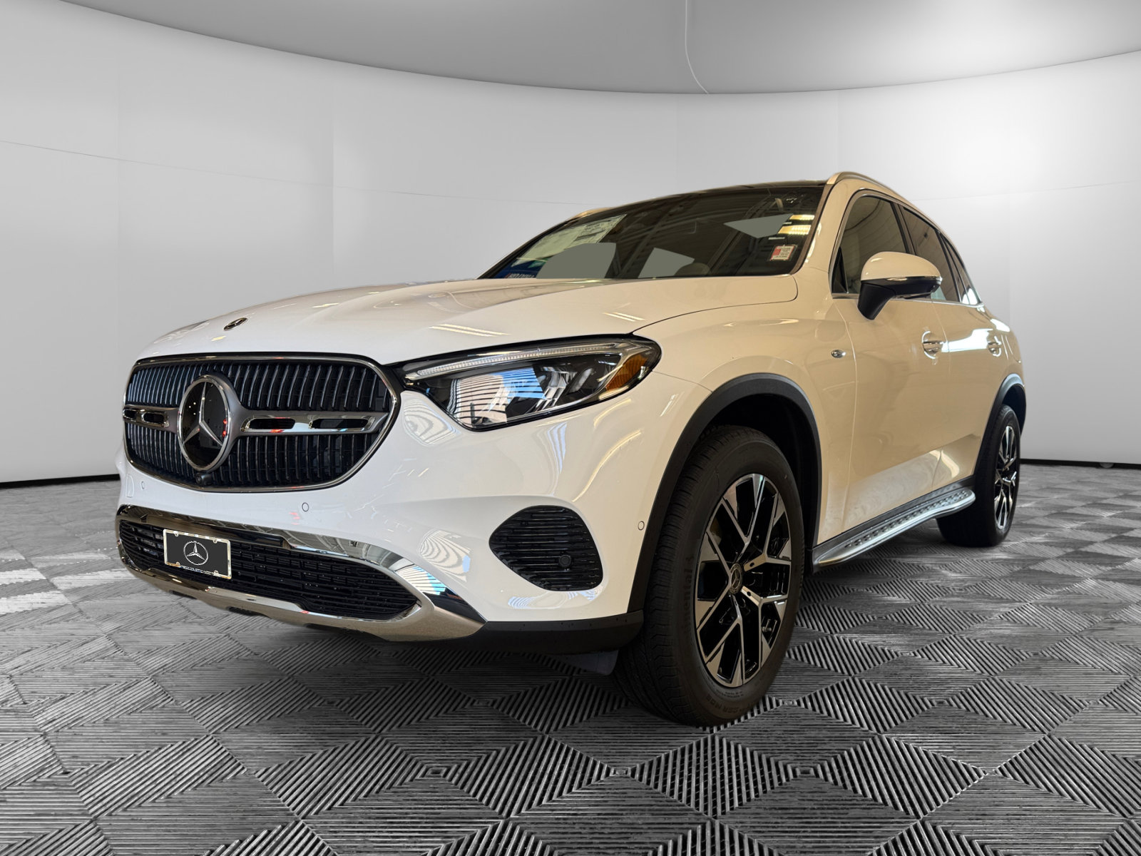 2025 Mercedes Benz GLC 350e 4MATIC photo 7