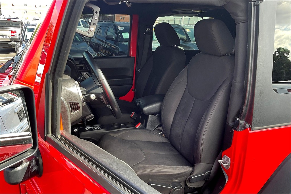 2015 Jeep Wrangler Willys Wheeler photo 19