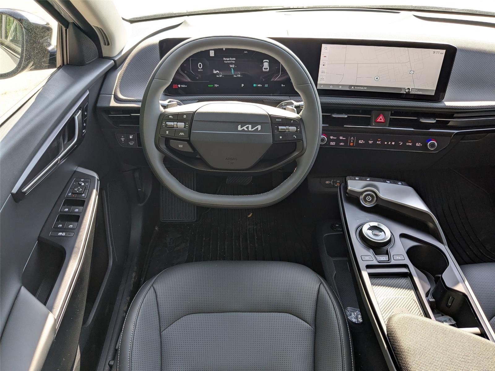 2025 Kia EV6 Wind photo 28