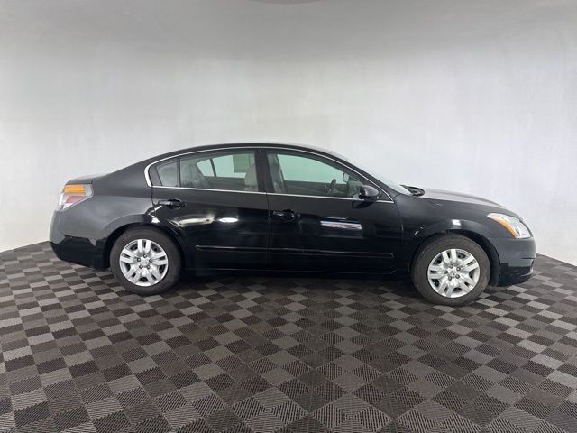 2012 Nissan Altima 2.5 photo 4