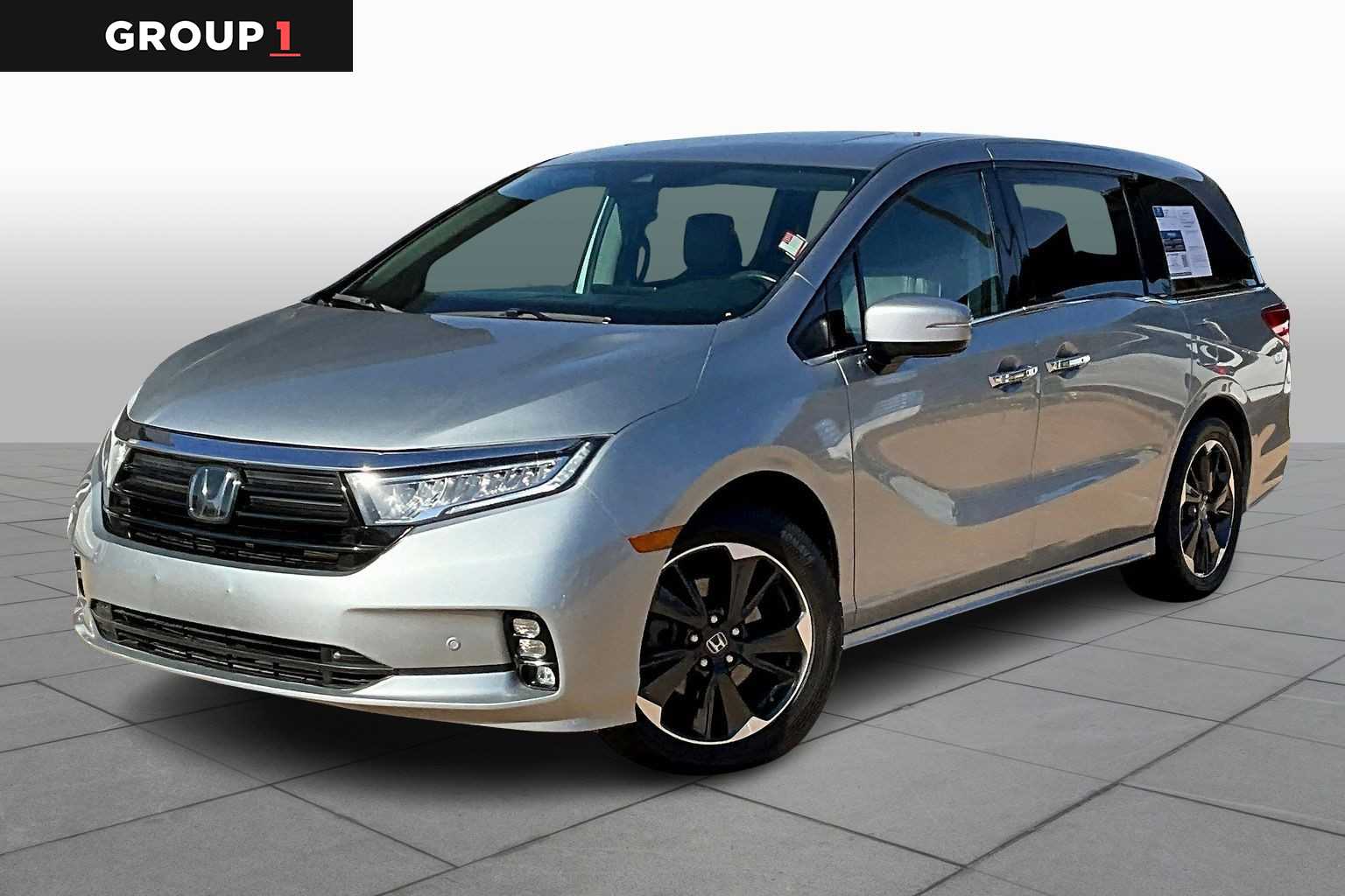 2022 Honda Odyssey Elite's photo