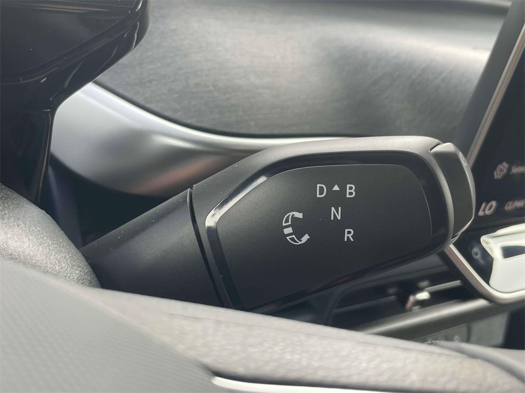 2025 Volkswagen ID. Buzz Pro S photo 22