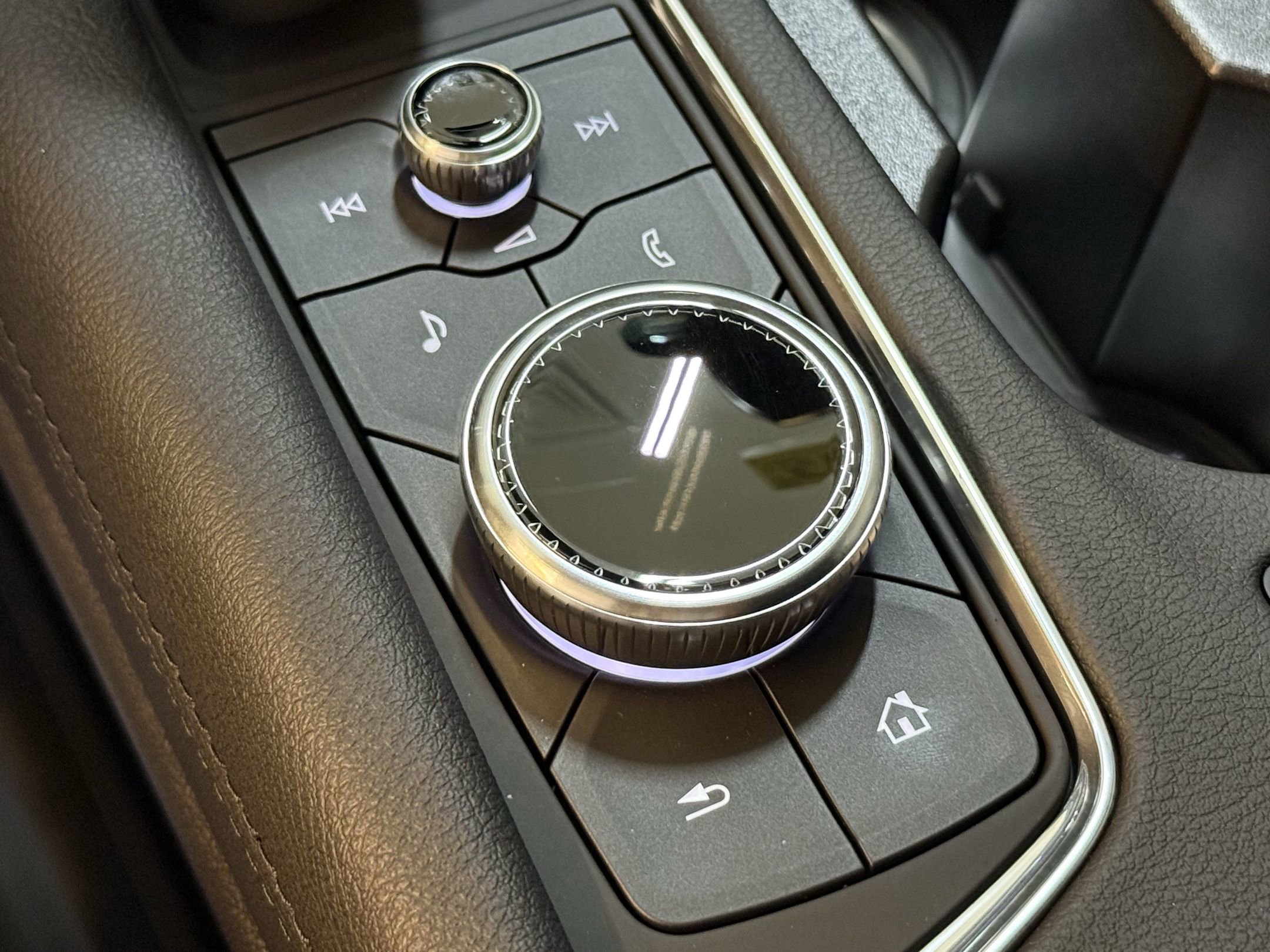 2025 Cadillac XT5 Luxury photo 31