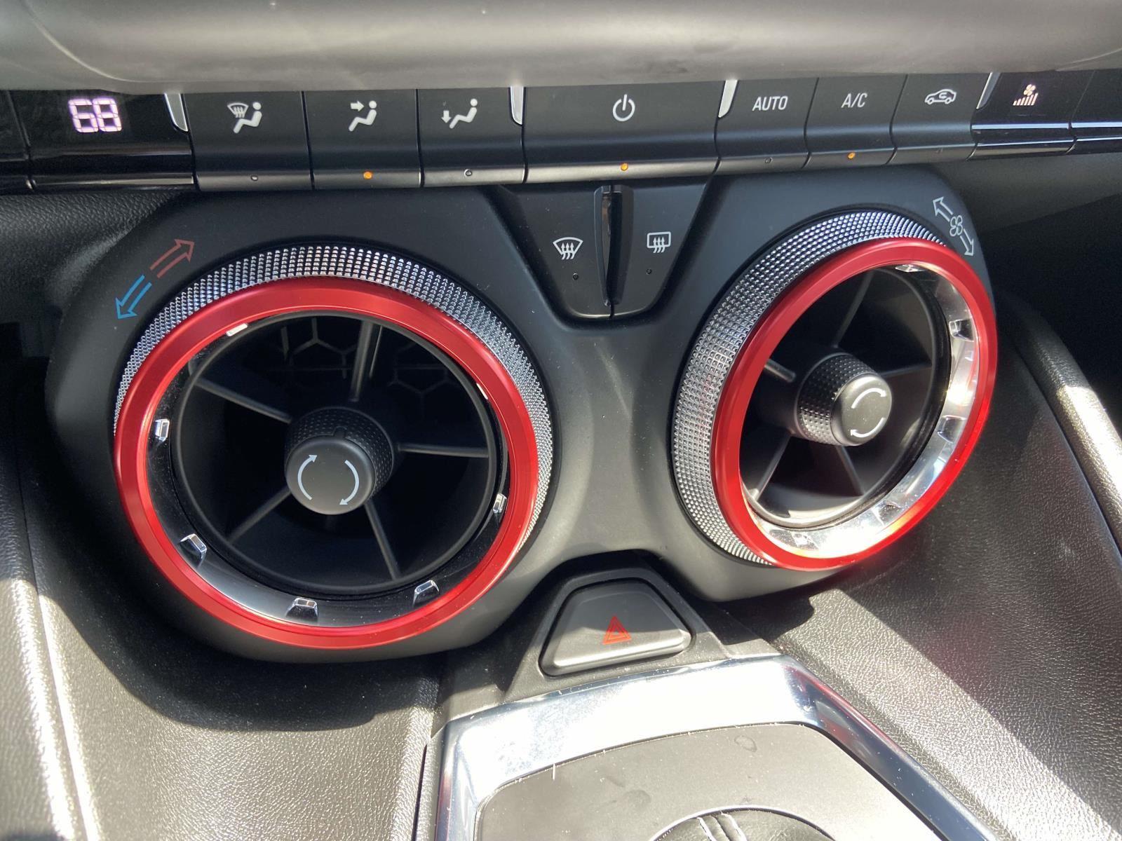 2021 Chevrolet Camaro 1LT photo 13
