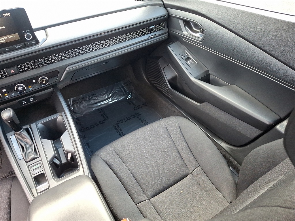 2023 Honda Accord LX photo 15