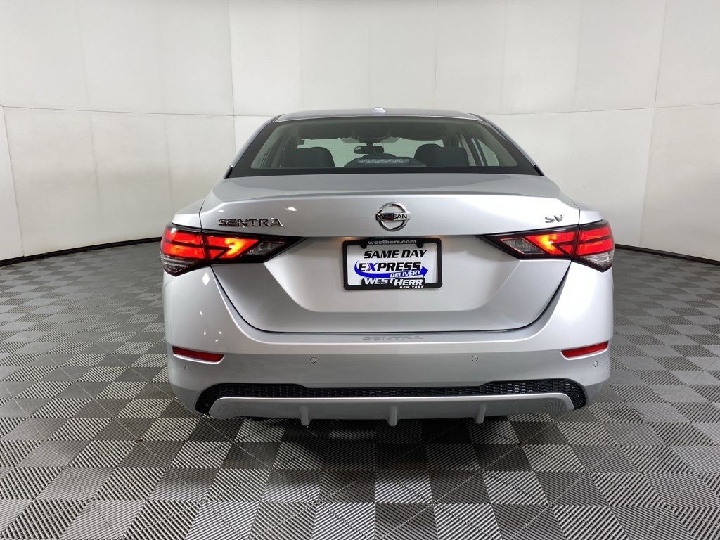 2020 Nissan Sentra SV photo 14