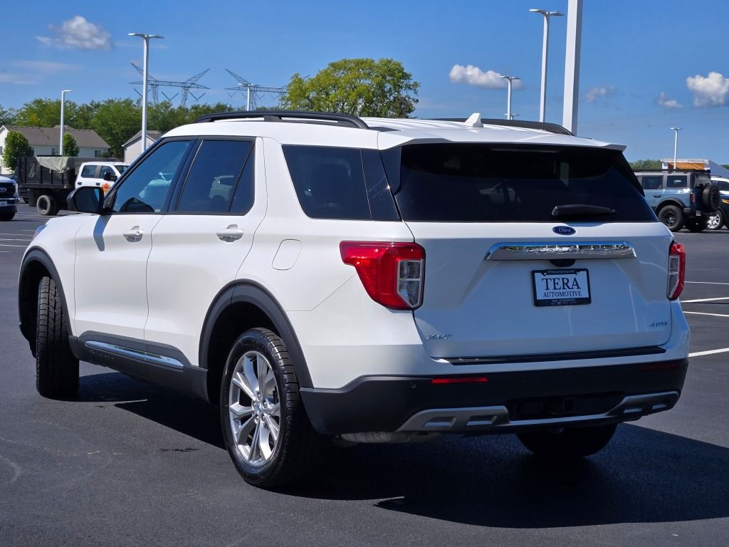 2023 Ford Explorer XLT photo 15
