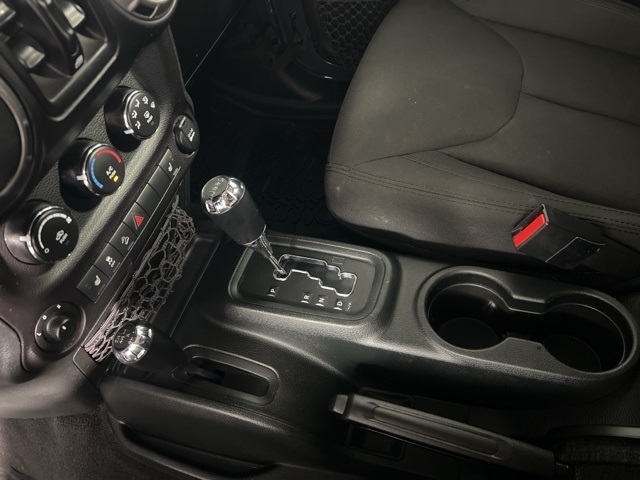2018 Jeep Wrangler Unlimited Sport photo 13