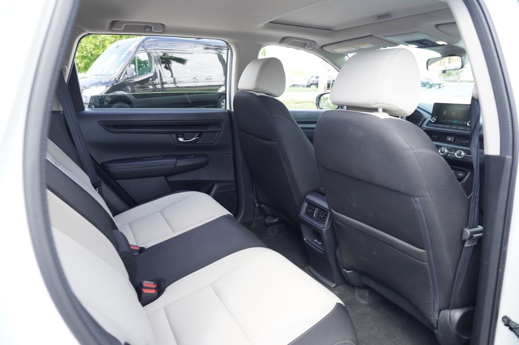 2024 Honda CR-V EX photo 11