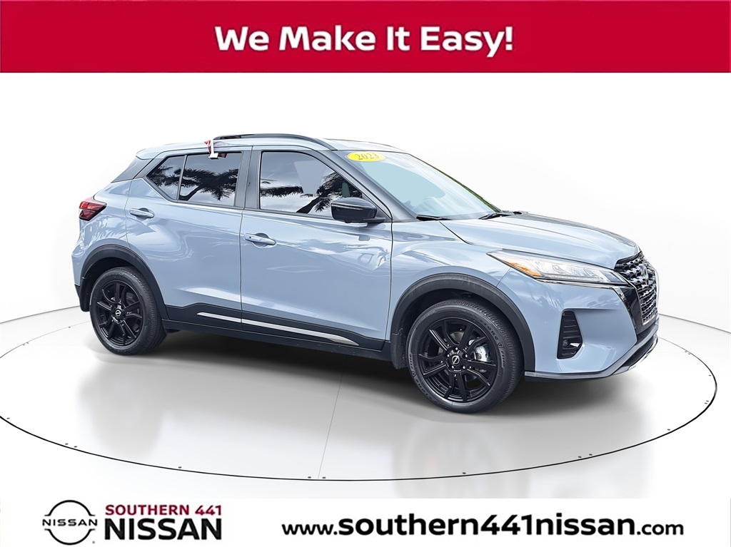 2023 Nissan Kicks SR