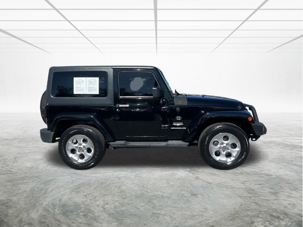 2015 Jeep Wrangler Sahara photo 3