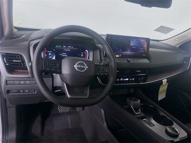 2026 Nissan Rogue Platinum photo 10