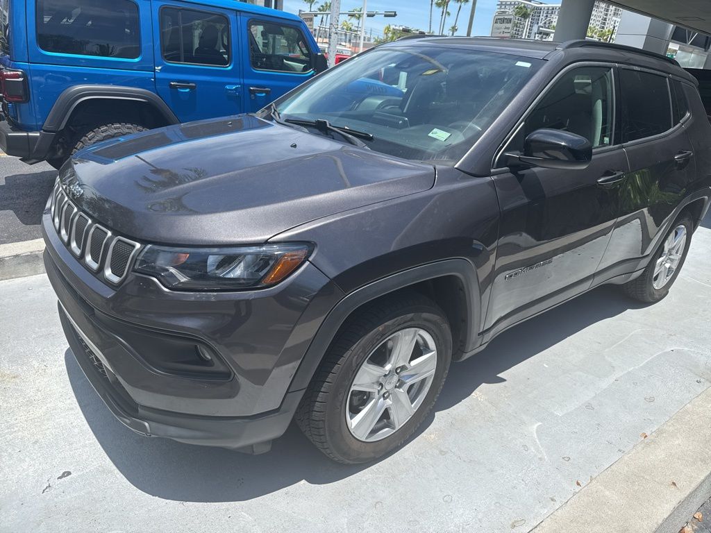 Used 2022 Jeep Compass Latitude with VIN 3C4NJCBB1NT136974 for sale in North Miami Beach, FL