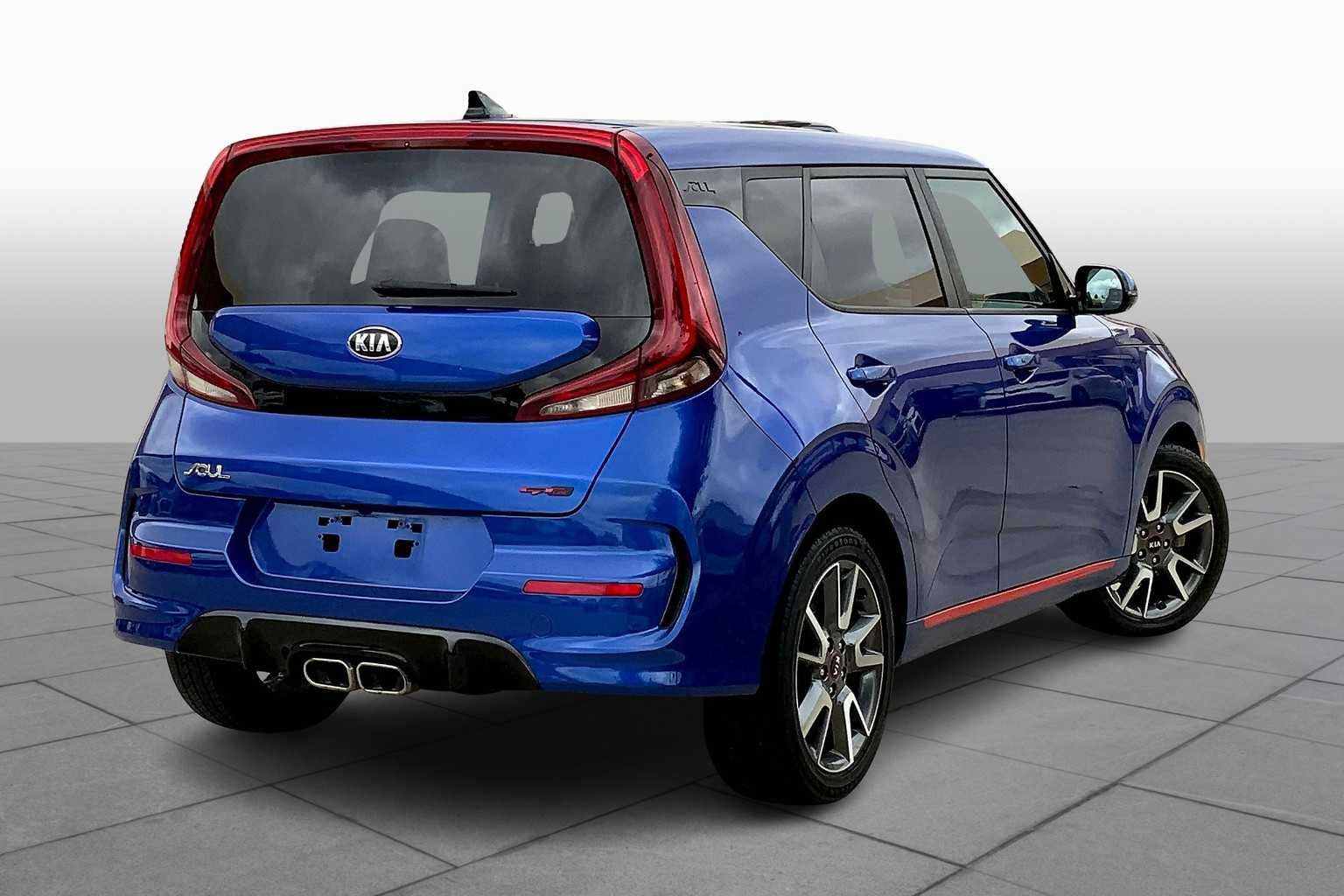 2020 Kia Soul GT-Line Turbo photo 12