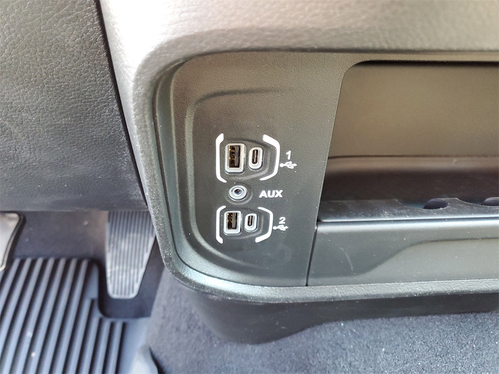 2026 Ram 2500 Tradesman photo 19