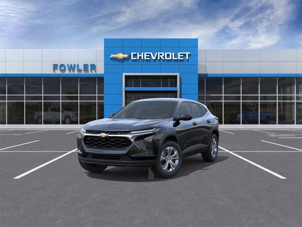 2026 Chevrolet Trax LS photo 3