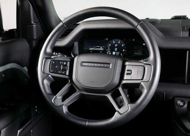2024 Land Rover Defender 110 X-Dynamic SE photo 12