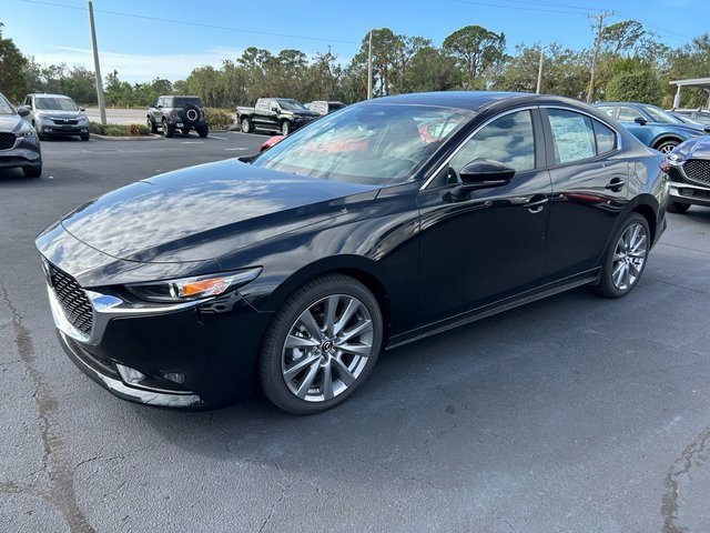 2025 Mazda Mazda3 2.5 s Preferred photo 3