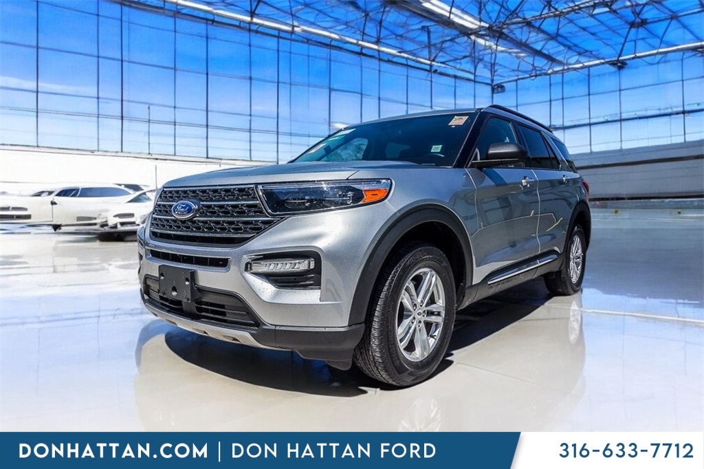 2023 Ford Explorer XLT photo 25