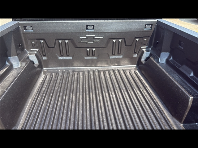 2025 Chevrolet Colorado Work Truck LT photo 30