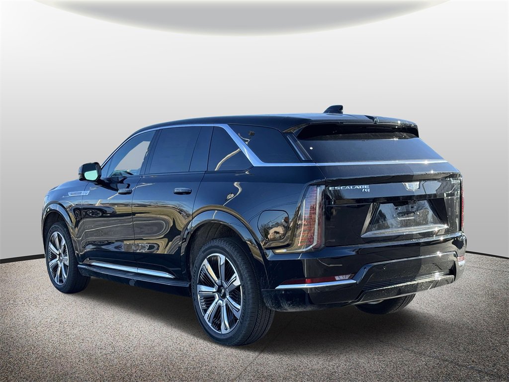 2025 Cadillac Escalade IQ Luxury photo 4