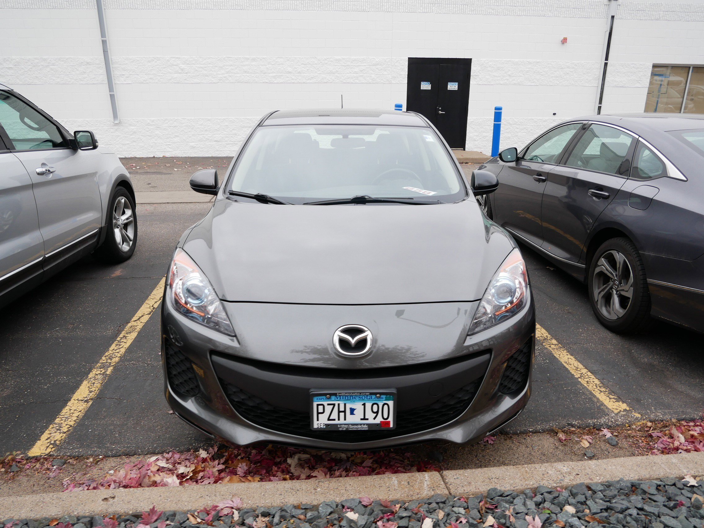2012 Mazda Mazda3 Touring photo 2