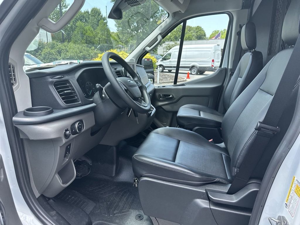 2024 Ford Transit Cargo Van photo 7