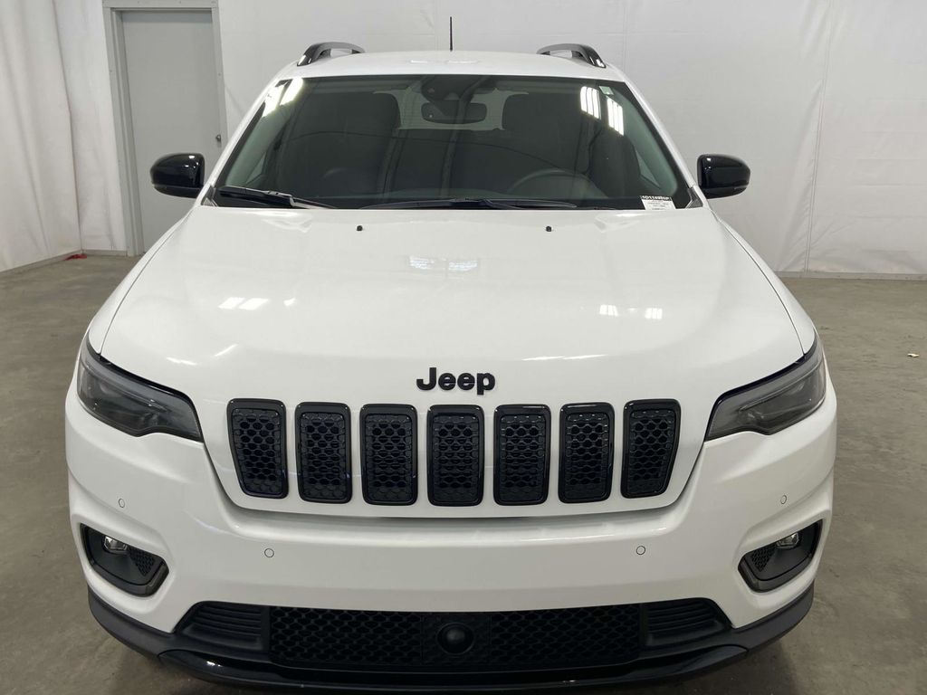 2023 Jeep Cherokee Altitude photo 5
