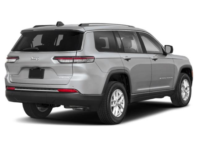 2025 Jeep Grand Cherokee Laredo X photo 3