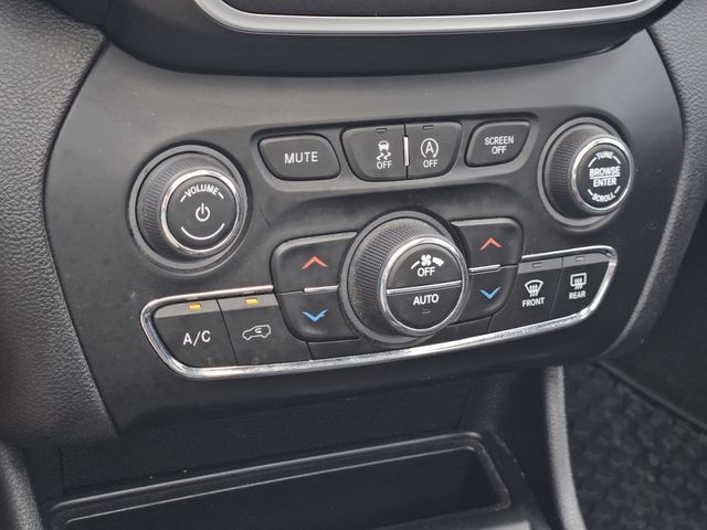 2019 Jeep Cherokee Trailhawk photo 16