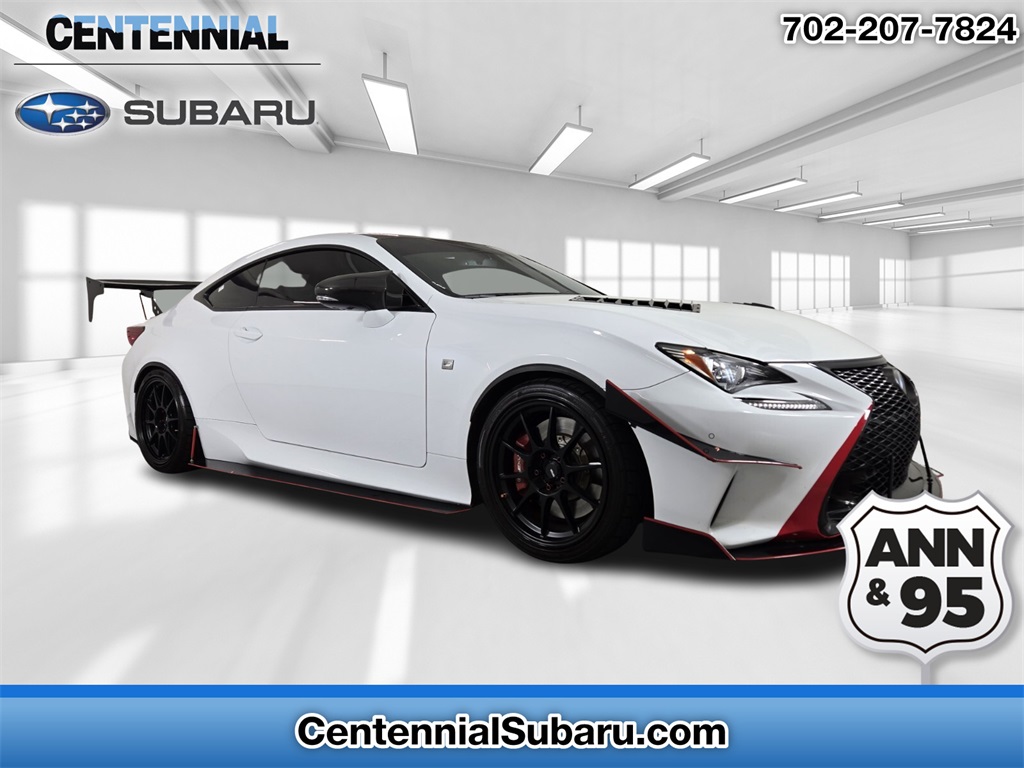 2017 Lexus RC 200t's photo