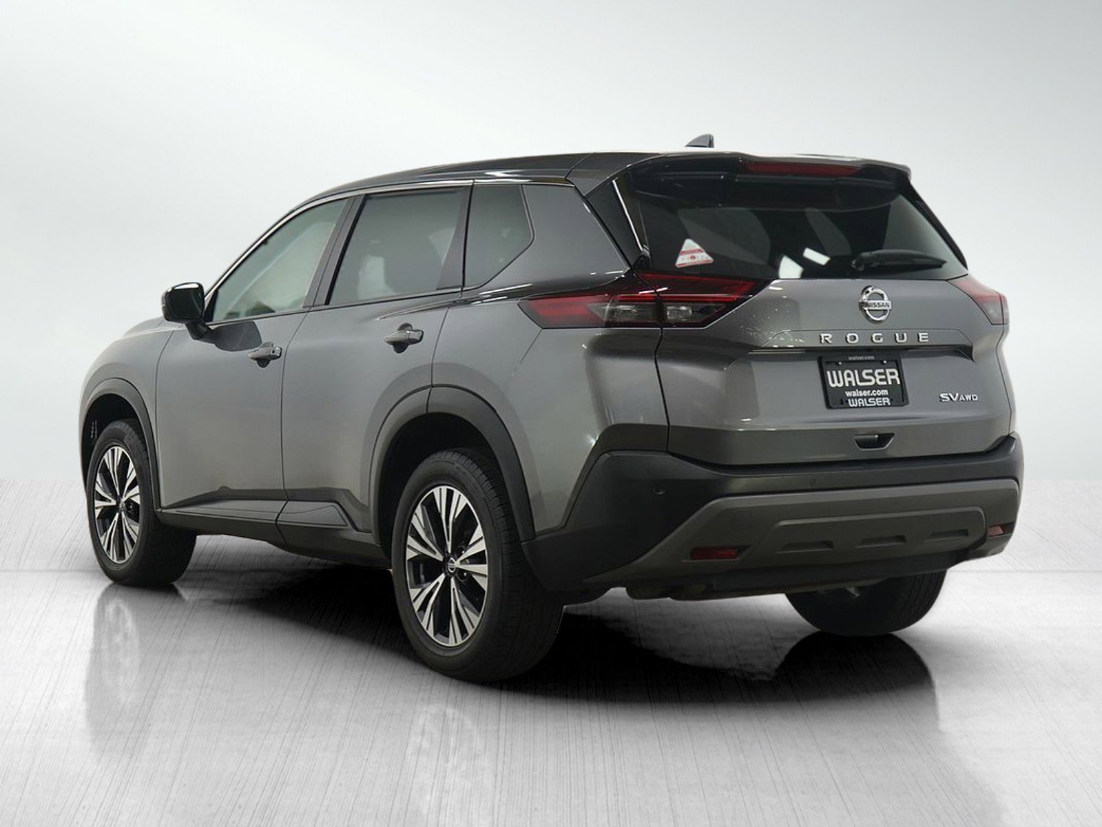 2021 Nissan Rogue SV photo 2