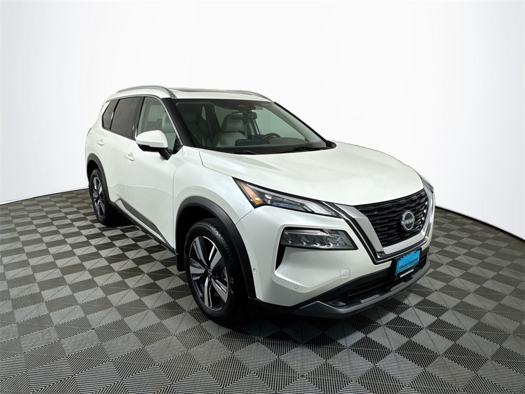 2023 Nissan Rogue SL photo 3