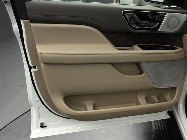 2023 LINCOLN NAVIGATOR - Image 21
