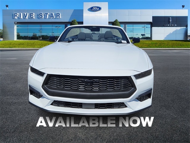 2025 Ford Mustang EcoBoost photo 2