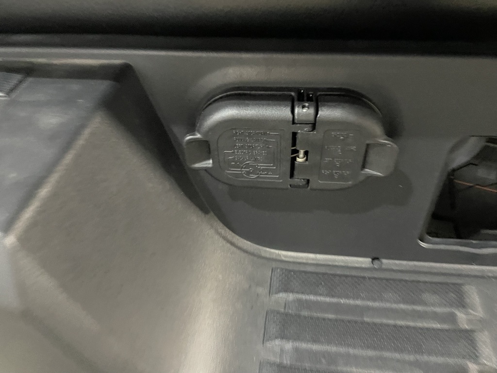 2025 Toyota Tacoma photo 17