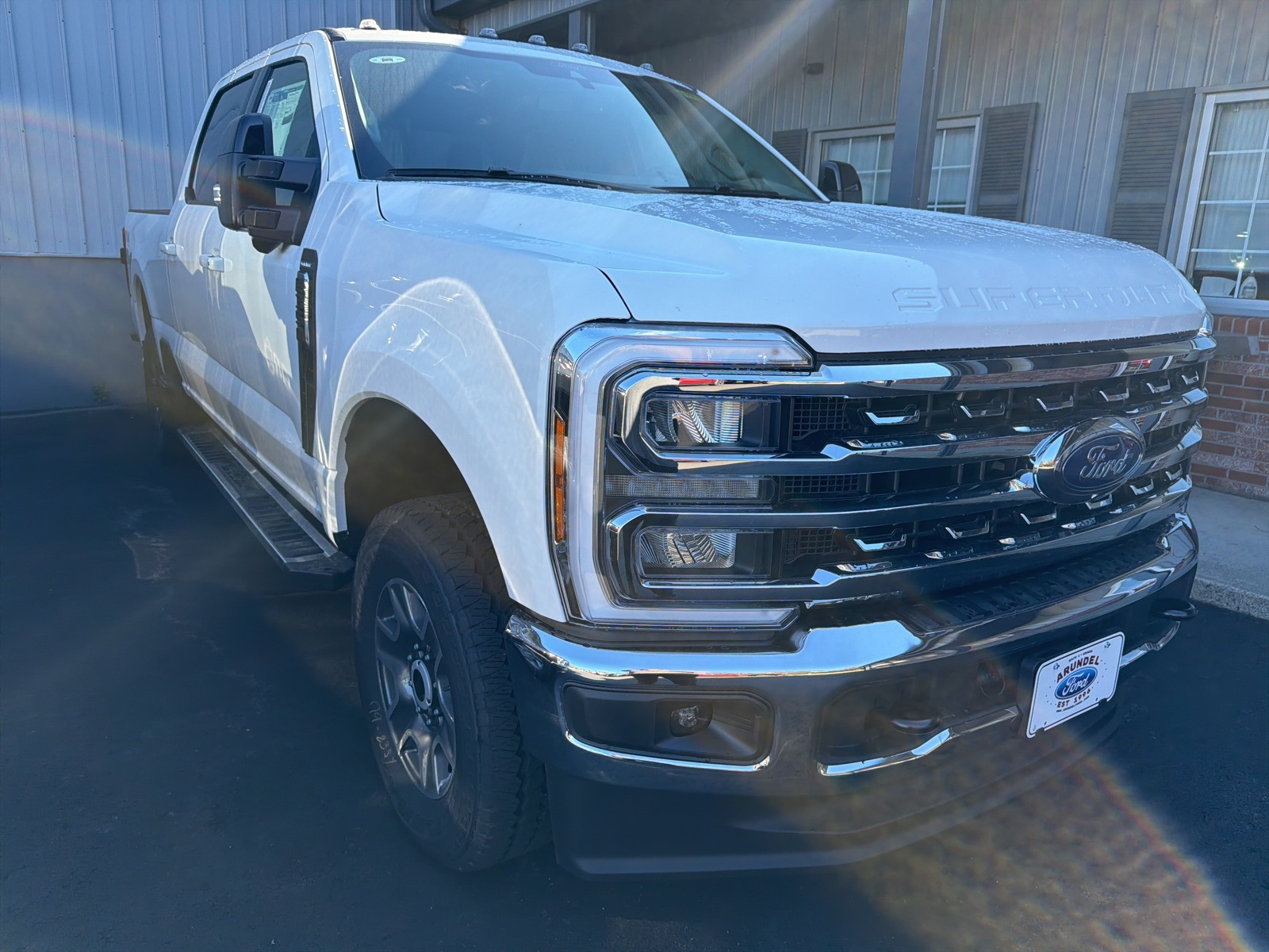 2026 Ford F-350 Super Duty Lariat's photo