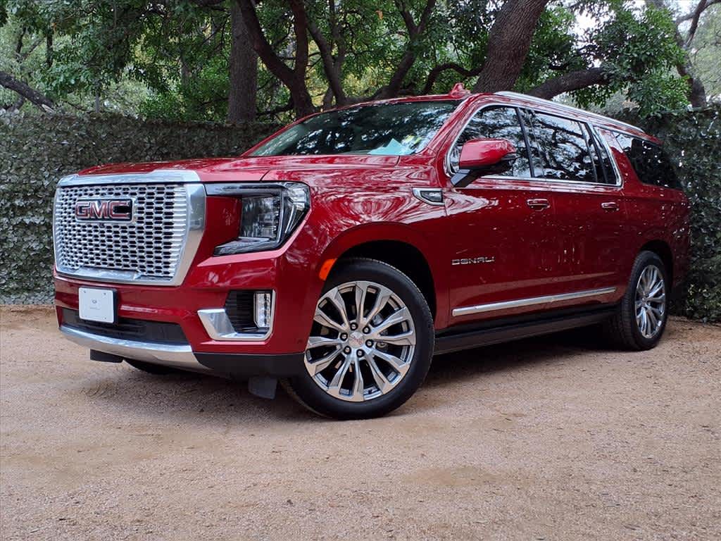 2023 GMC Yukon XL Denali's photo