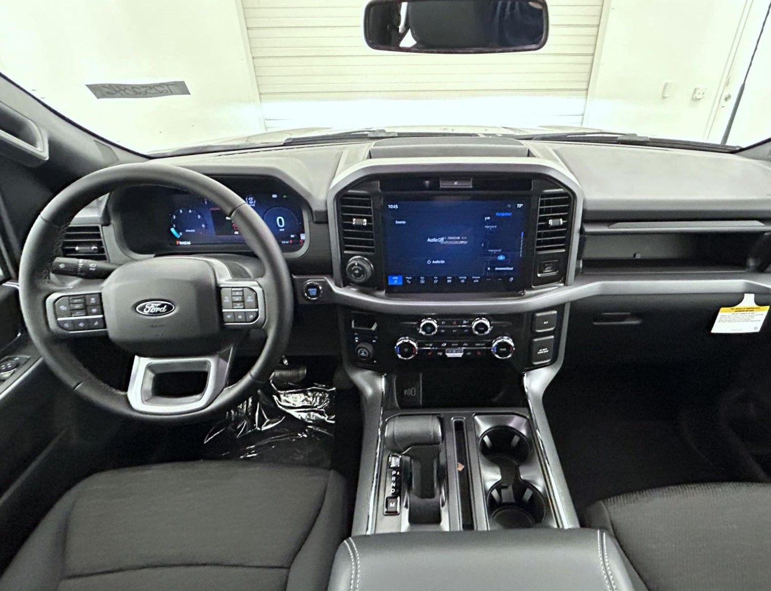 2025 Ford F-150 XLT photo 10