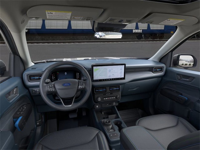 2025 Ford Maverick photo 4