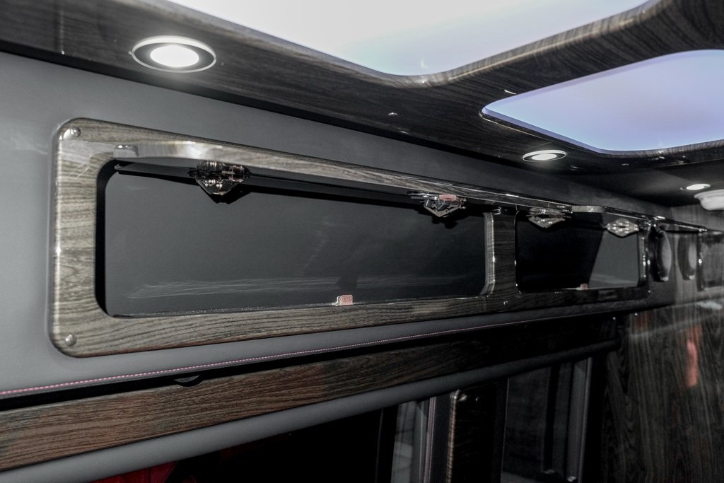 2024 Mercedes Benz Sprinter 3500 photo 33