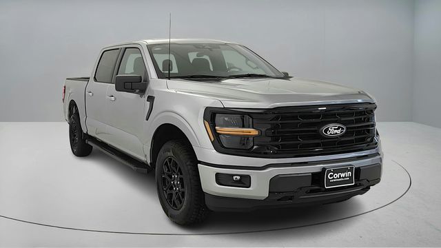 2025 Ford F-150 XLT's photo