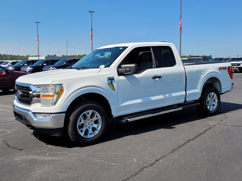 2022 Ford F-150 XLT photo 3