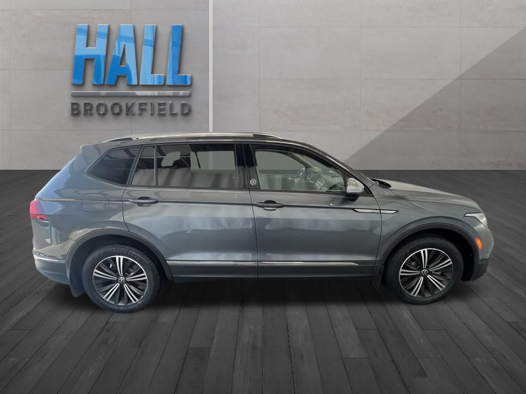 2024 Volkswagen Tiguan SE Wolfsburg Edition photo 6