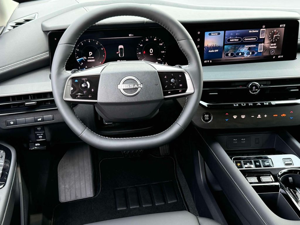 2025 Nissan Murano SV photo 3