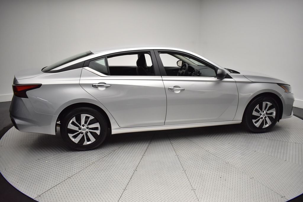2024 Nissan Altima 2.5 S photo 4